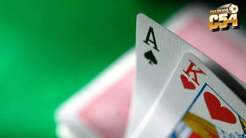 Việc hiểu rõ các quy tắc cơ bản là chìa khóa để chiến thắng trong trò chơi xì dách